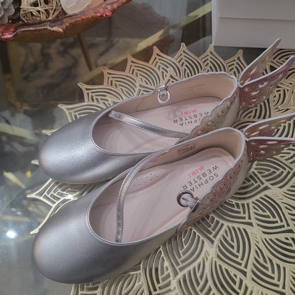 Girls shoes - Picture 1 of 8